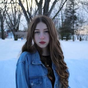 Meet your Posher, Éloïse